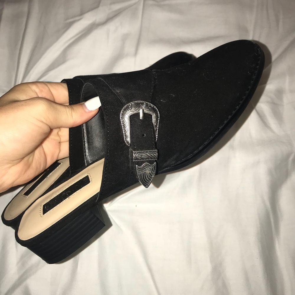 Forever 21 mules